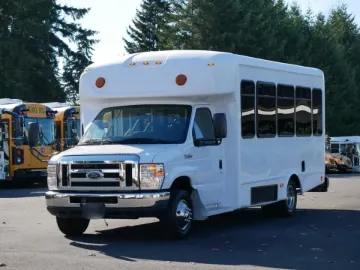 Picture of 2018 Ford E350 Starcraft Shuttle Bus ADA