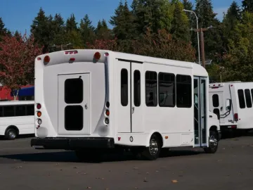 Picture of 2018 Ford E350 Starcraft Shuttle Bus ADA