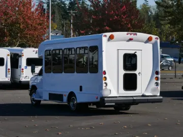 Picture of 2018 Ford E350 Starcraft Shuttle Bus ADA