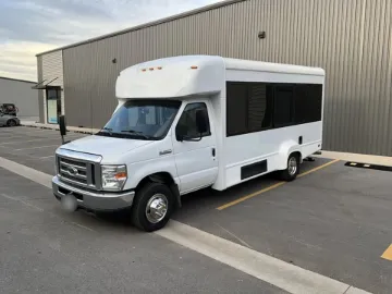 Picture of 2019 Ford E350 Shuttle Bus