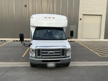 Picture of 2019 Ford E350 Shuttle Bus