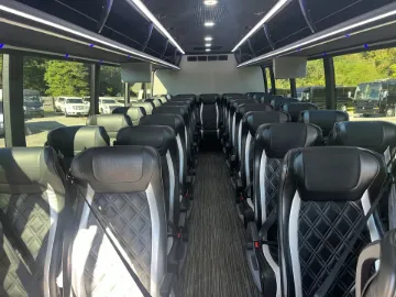 2023 Chevrolet Silverado 5500 HD Executive Coach 35P