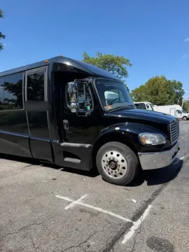 2014 Freightliner Gm40 Shuttle Bus Mid Size Bus