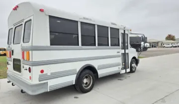 Picture of 2022 Chevrolet Thomas Minotour
