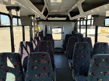 Picture of 2004 Ford E450 Eldorado Aerotech Shuttle Bus ADA