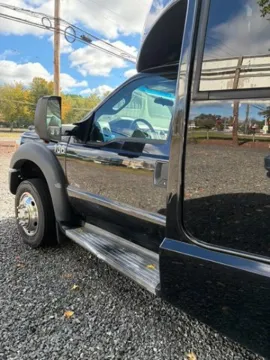 Picture of 2016 Ford F550 Shuttle Bus