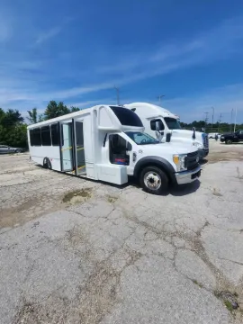 Picture of 2017 Ford F550 Shuttle Bus