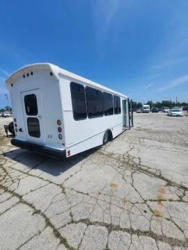 Picture of 2017 Ford F550 Shuttle Bus