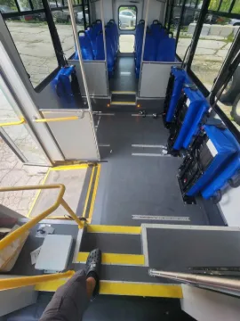 Picture of 2017 Ford F550 Shuttle Bus