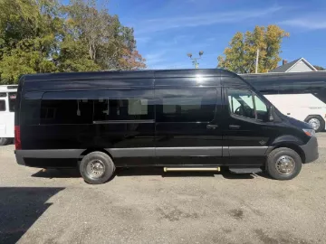 Picture of 2020 Mercedes-Benz Sprinter 3500 Van