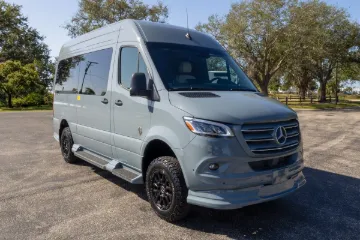 Picture of 2026 Mercedes OGV V-Cruise Luxury Van