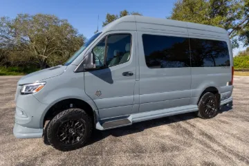 Picture of 2026 Mercedes OGV V-Cruise Luxury Van