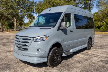 Picture of 2026 Mercedes OGV V-Cruise Luxury Van