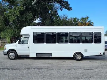 Picture of 2017 Ford E-450 Shuttle Bus