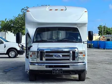 Picture of 2017 Ford E-450 Shuttle Bus