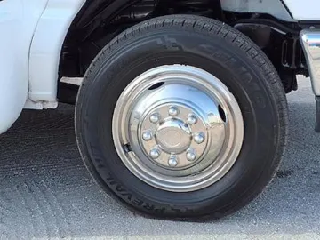 Picture of 2017 Ford E-450 Shuttle Bus