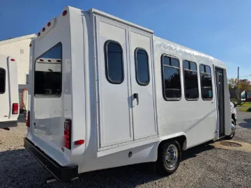 Picture of 2017 Ford E-350 ADA Shuttle Bus