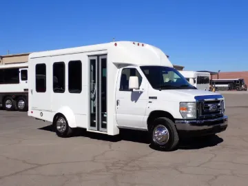 Picture of 2015 Ford E350 Starcraft Starlite Shuttle Bus ADA