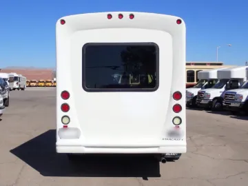 Picture of 2015 Ford E350 Starcraft Starlite Shuttle Bus ADA