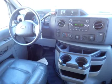 Picture of 2015 Ford E350 Starcraft Starlite Shuttle Bus ADA