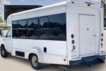 Picture of 2022 Ford E350 Shuttle Bus