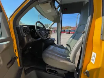 2013 CHEVROLET Express Girardin School Buses