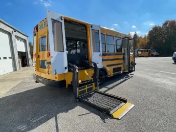 2013 CHEVROLET Express Girardin School Buses