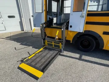 2013 CHEVROLET Express Girardin School Buses