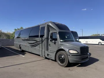 Picture of 2018 Freightliner M2 Eg40 Shuttle Bus