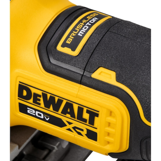 DCW682B_9.png