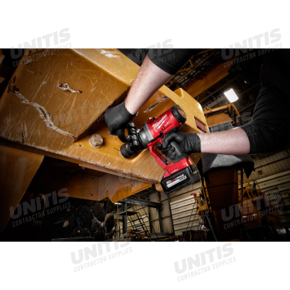 Milwaukee M18 FUEL 1" High Torque Impact Wrench with ONE-KEY Kit