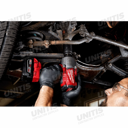Milwaukee M18 FUEL 1/2" High Torque Impact Wrench with Friction Ring Kit